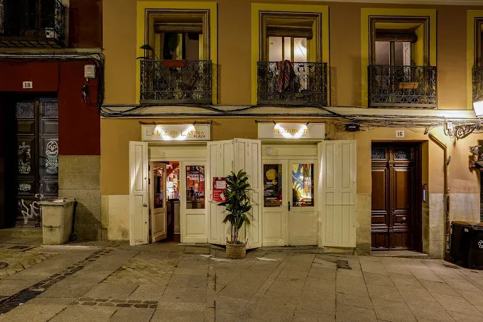 Foto de La Mulata Latina Plaza